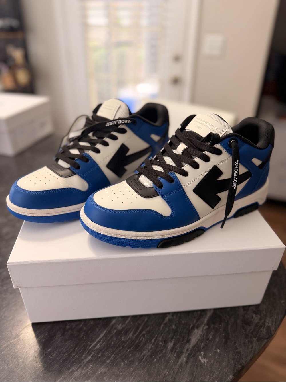 Off white- Out of Office Low Top Sneaker 
size:43